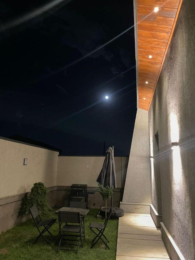 Aparthotel Grey House Zovuni Exterior foto
