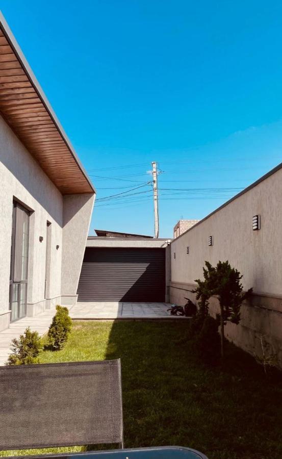 Aparthotel Grey House Zovuni Exterior foto